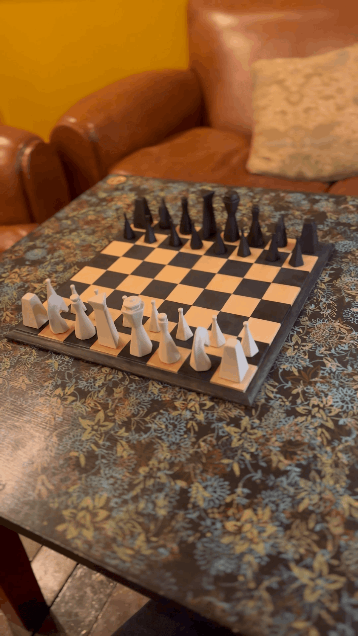 Junce Original Chess Set, Walnut & Cream, best birthday gift chess set