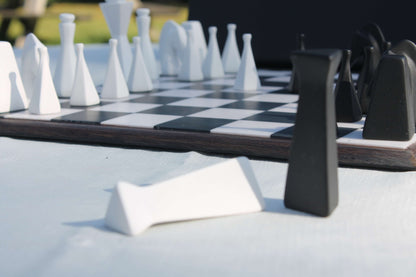 Junce Original Chess Set, Black & White, best selling chess set